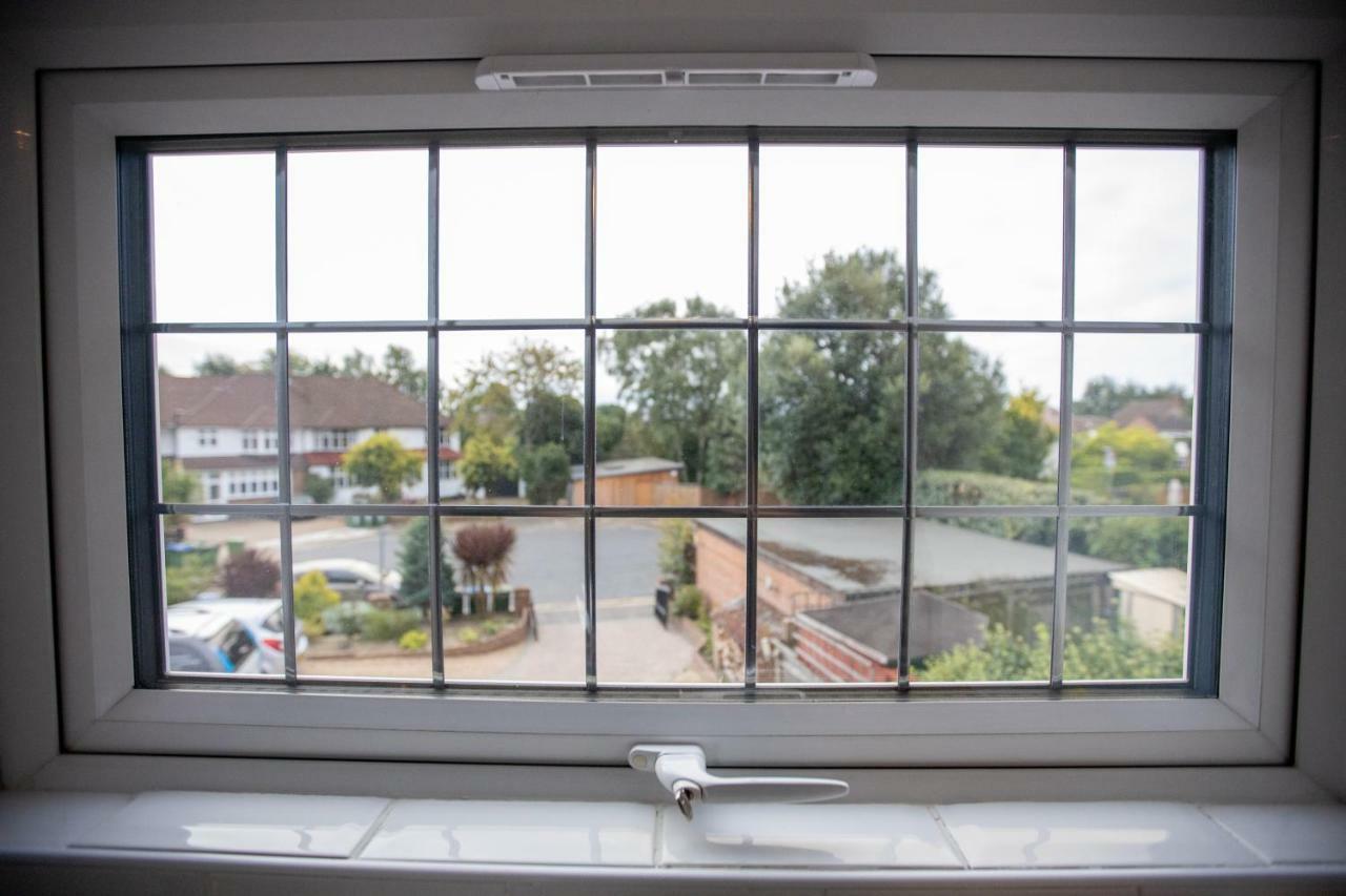 Beautiful Detached 1 Bedroom Apartment Eltham Dış mekan fotoğraf